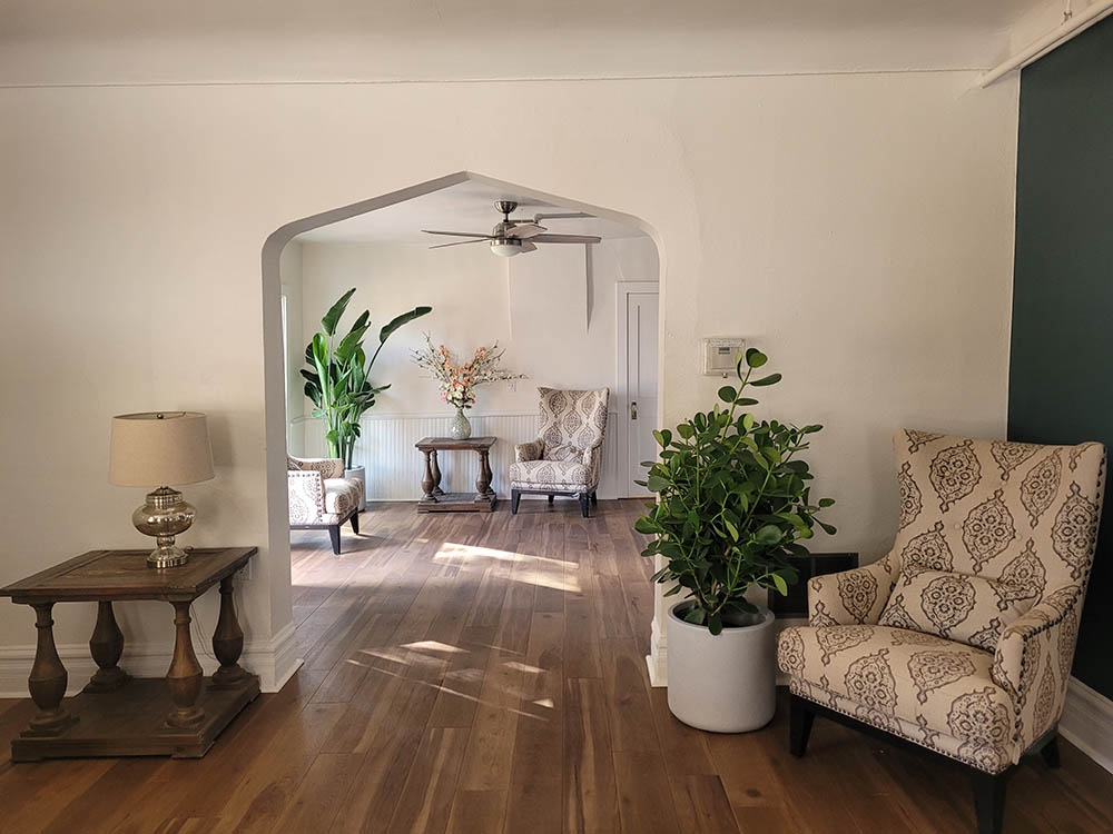 Neutral room Polly Steele Center