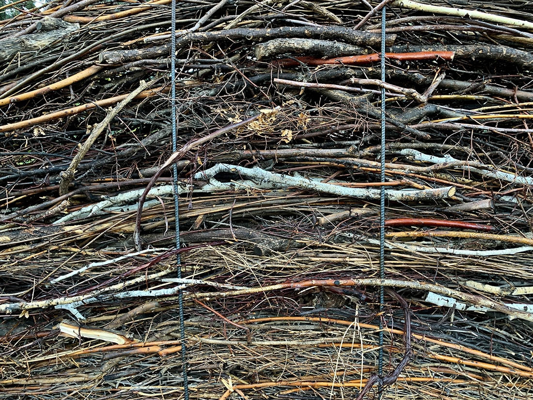 diversity of materials in habitat wall