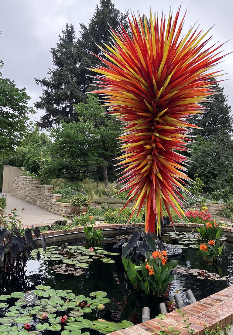 Ellipse garden pool with Chihuly “Colorado” sculpture