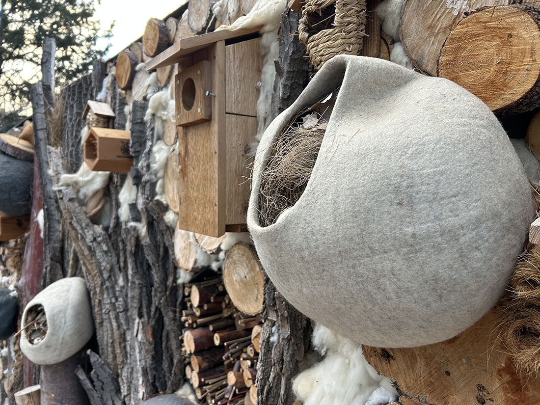 Material pockets and birdhouses