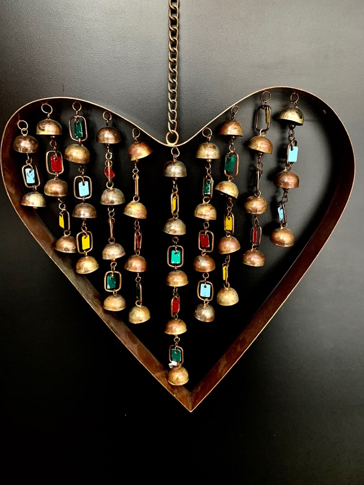 Heart-shaped wind chime